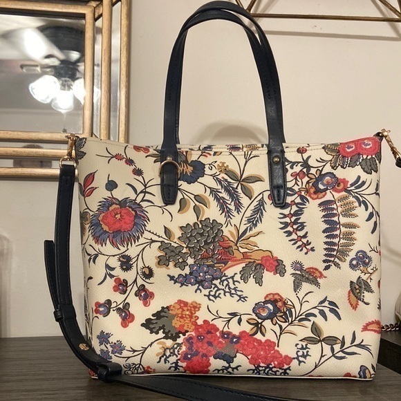 Tory Burch Handbags - Tory Burch
